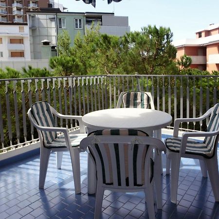 Marco Polo Appartement Lignano Sabbiadoro Buitenkant foto
