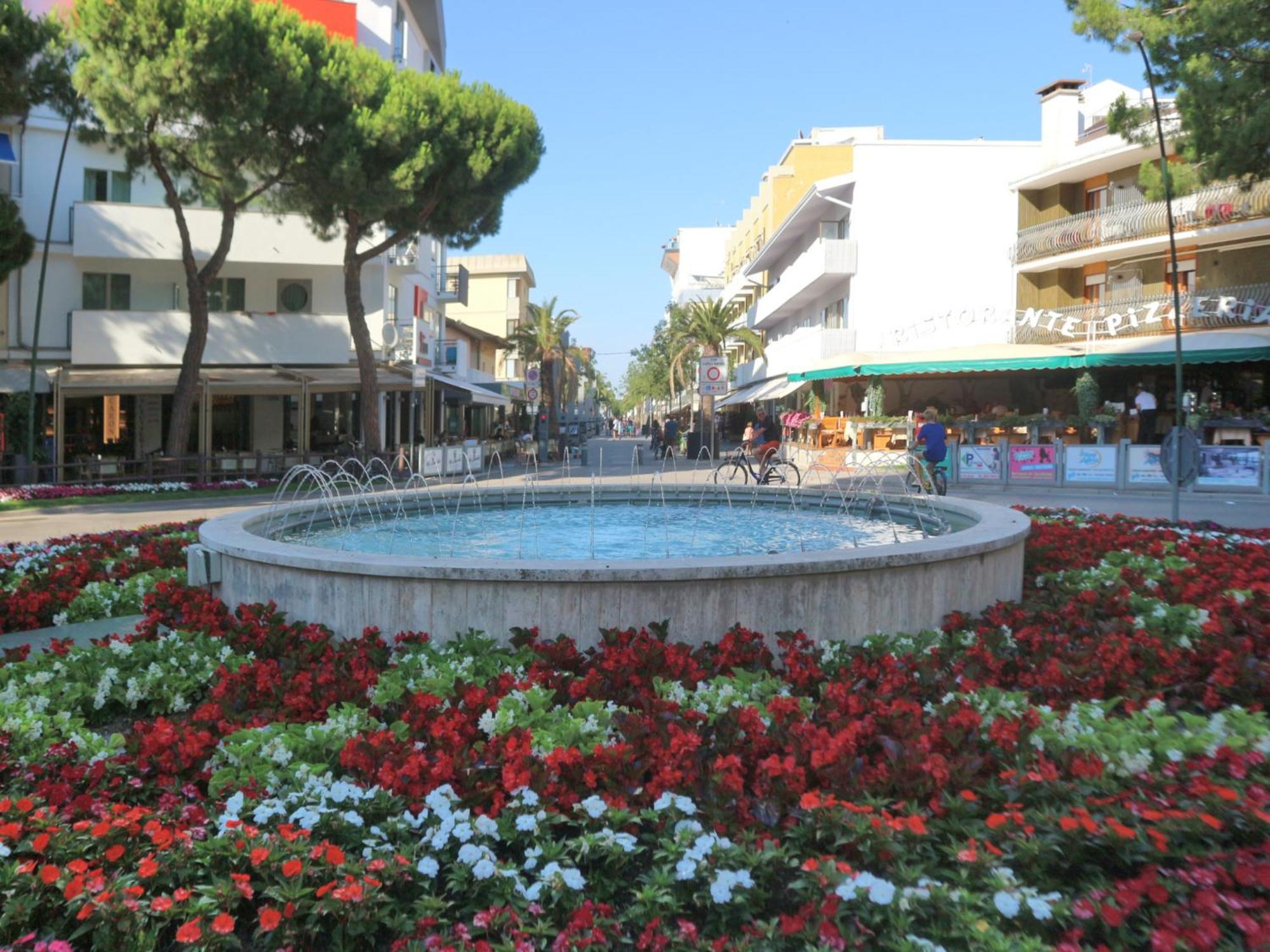 Marco Polo Appartement Lignano Sabbiadoro Buitenkant foto