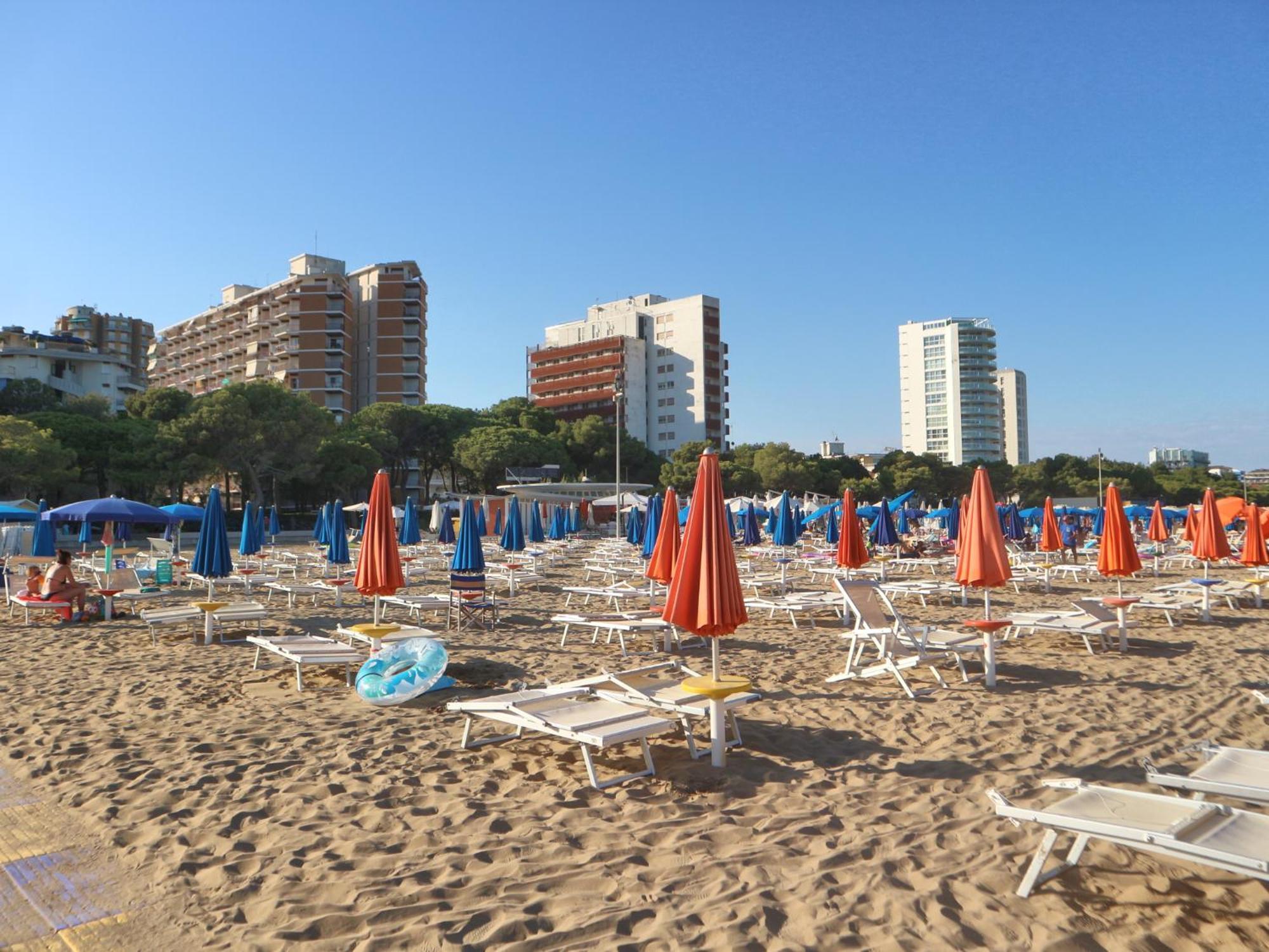 Marco Polo Appartement Lignano Sabbiadoro Buitenkant foto